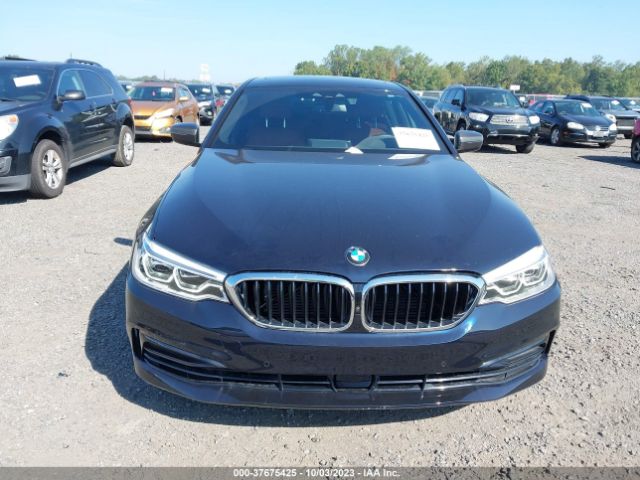 WBAJE7C54KG892640 BMW 5 Series 540i Xdrive