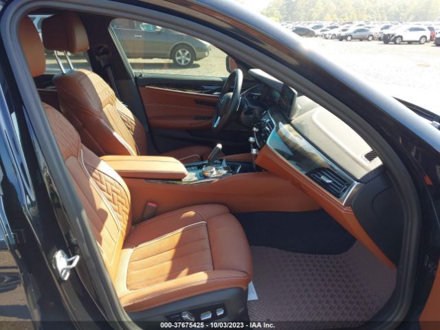 WBAJE7C54KG892640 BMW 5 Series 540i Xdrive