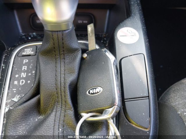 KNDJ23AU6M7129939 KIA SOUL S