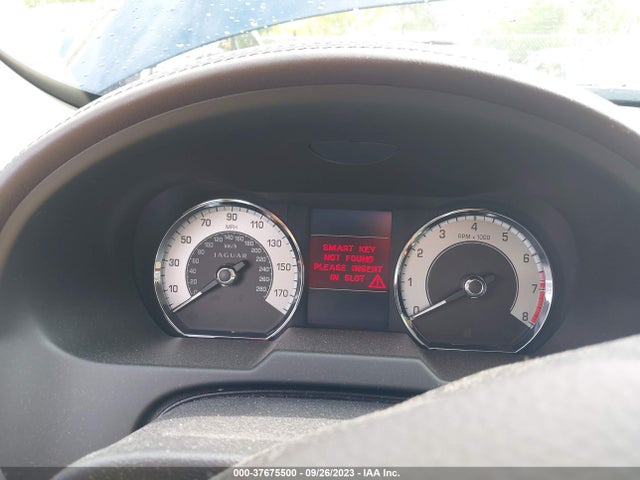 2010 JAGUAR XF SAJWA0GB3ALR52345 Photo 6