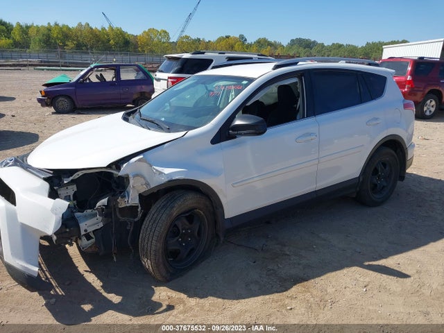 Toyota RAV4 LE 2016 2T3BFREV6GW433781 Image 2