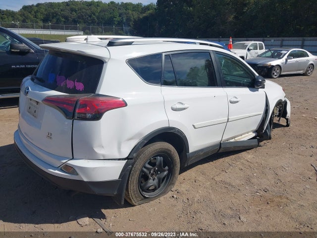 Toyota RAV4 LE 2016 2T3BFREV6GW433781 Image 4