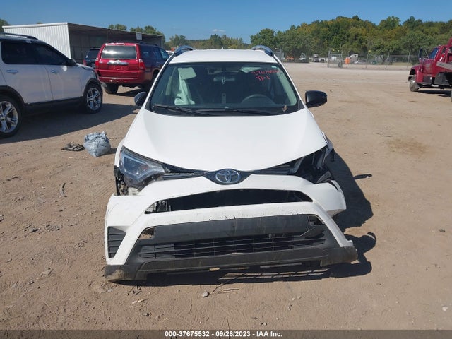 Toyota RAV4 LE 2016 2T3BFREV6GW433781 Image 6