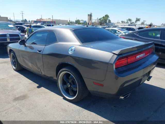 2C3CDYBT1EH261135 Dodge Challenger R/t