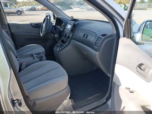 2009 KIA SEDONA LX VIN: KNDMB233996279505