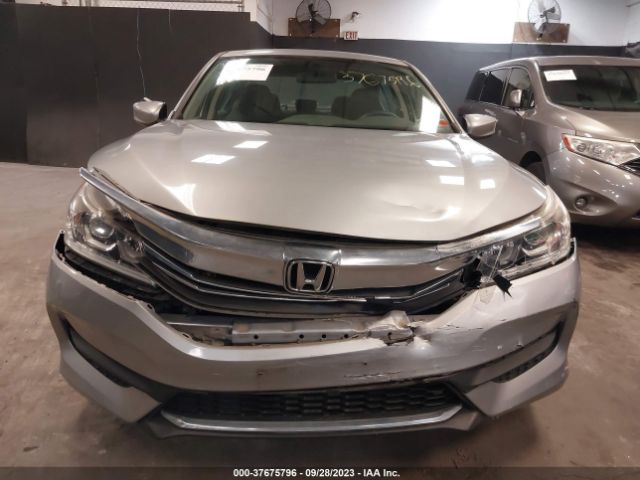 1HGCR2F36HA270020 Honda Accord Sedan Lx