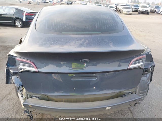 2018 Tesla 3, VIN: 5YJ3E1EB4JF074345
