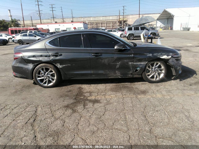 Genesis G70 2.0T 2022 KMTG34TA9NU099324 Image 13
