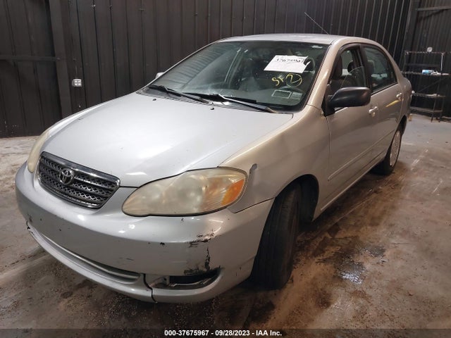 37675967 :رقم المزاد ، 2T1BR30E45C423706 vin ، 2005 Toyota Corolla Le مزاد بيع