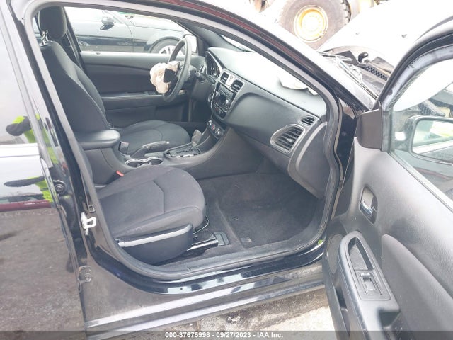 2013 CHRYSLER 200 LX VIN: 1C3CCBAG8DN736273