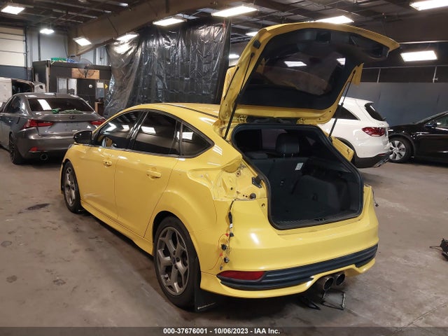 2017 FORD FOCUS ST VIN: 1FADP3L98HL260736