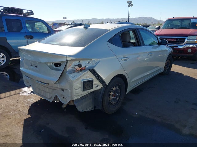 Hyundai ELANTRA SE 2017 5NPD74LF9HH081695 Image 11