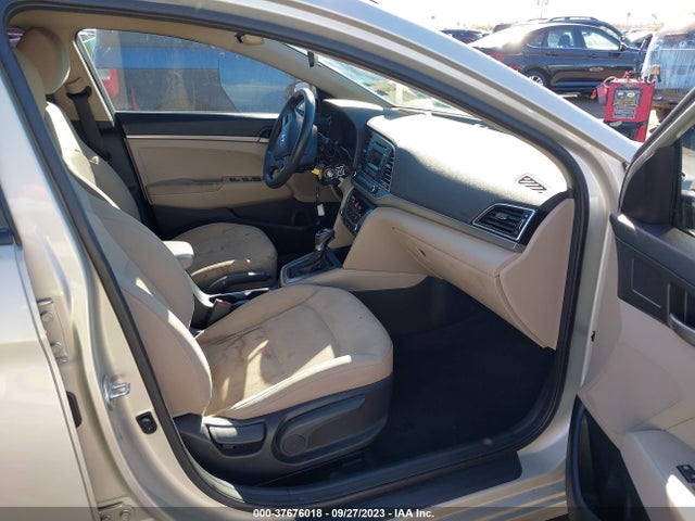 Hyundai ELANTRA SE 2017 5NPD74LF9HH081695 Image 12
