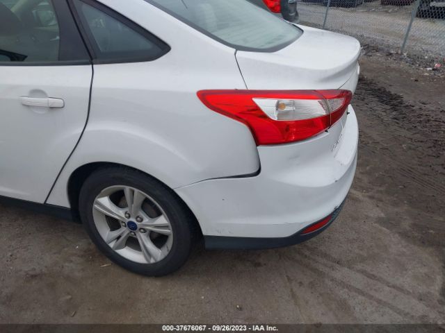 1FADP3F27EL403931 Ford FOCUS SE