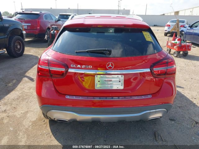 WDCTG4EB8KJ552606 Mercedes-Benz Gla Gla 250