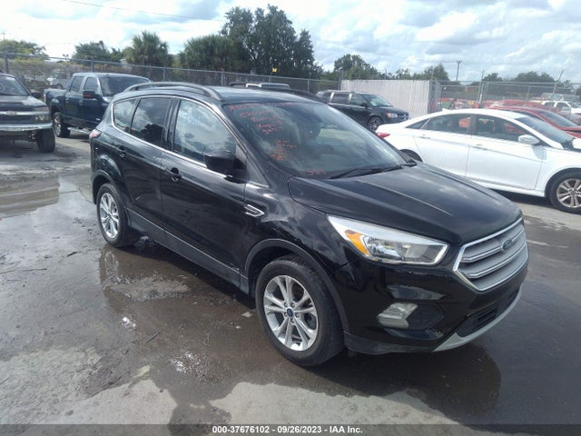 Ford ESCAPE SE 2018 1FMCU0GD7JUC20641 Image 1