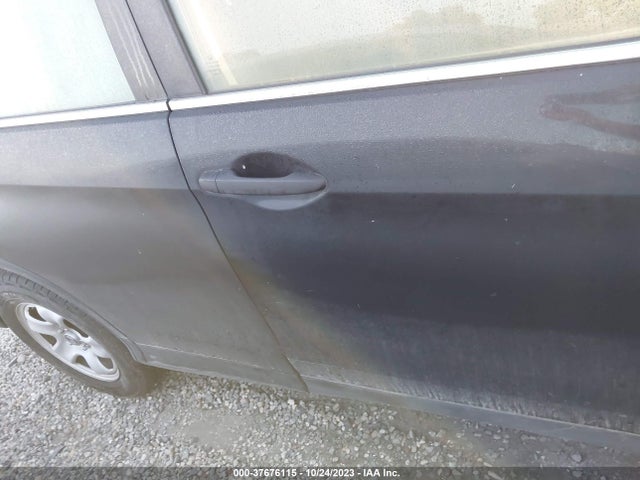 Honda CR-V LX 2015 2HKRM4H37FH656614 Image 13