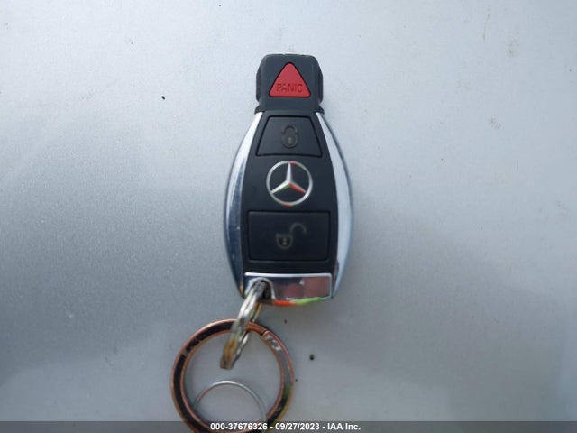 2010 MERCEDES-BENZ GLK-CLASS GLK 350 VIN: WDCGG8HB2AF394589