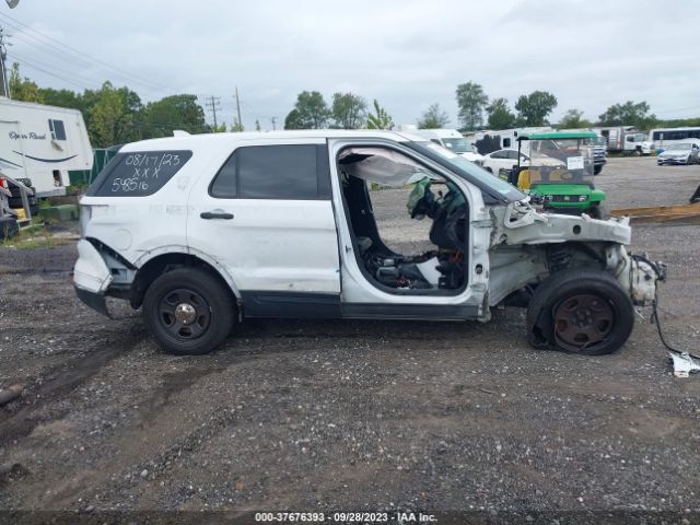 1FM5K8AR2GGC62143 Ford UTILITY POLICE