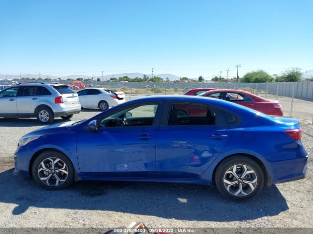 3KPF24AD2KE075807 KIA Forte Lxs