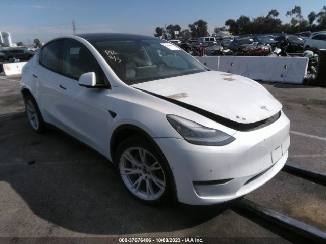 5YJYGDEE4LF016749 Tesla Model Y Long Range
