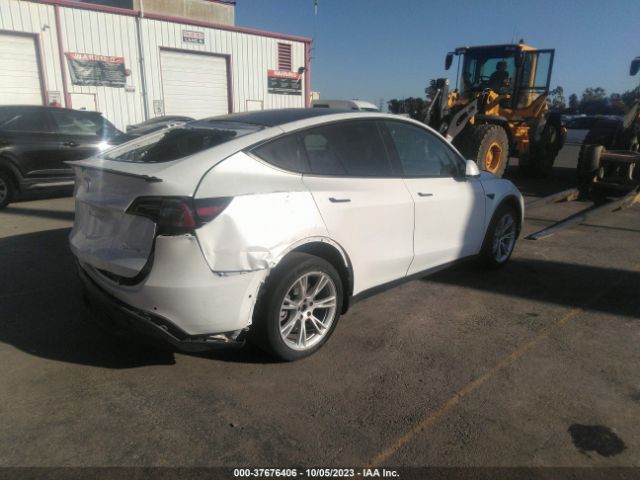 5YJYGDEE4LF016749 Tesla Model Y Long Range