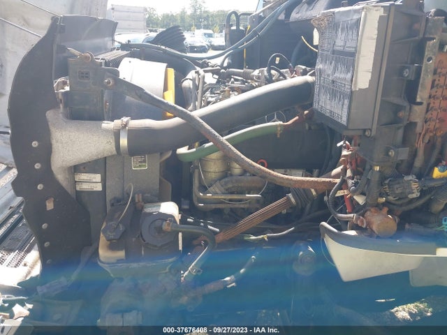 37676408 :رقم المزاد ، 2FZACGCS75AU23187 vin ، 2005 Sterling Truck Acterra مزاد بيع