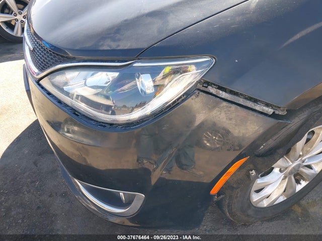 2C4RC1BG4KR548347 Chrysler Pacifica Touring L