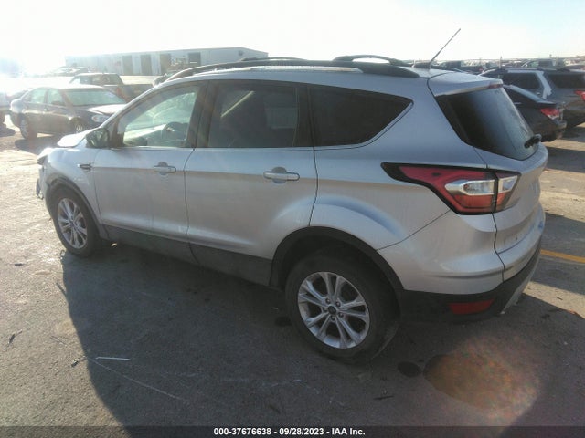 2018 FORD ESCAPE SE VIN: 1FMCU9GD7JUD39892