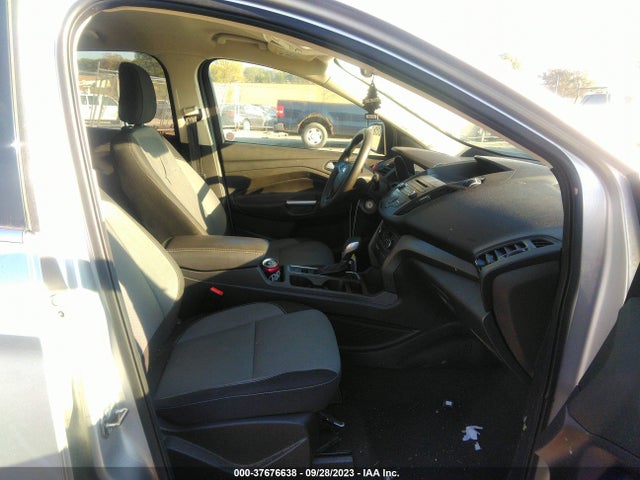 2018 FORD ESCAPE SE VIN: 1FMCU9GD7JUD39892
