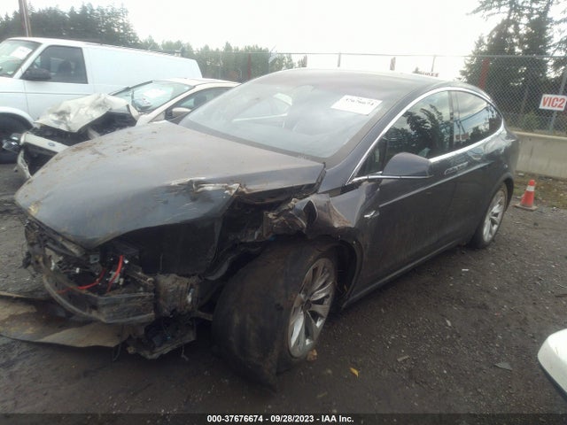 5YJXCDE25JF090448 Tesla Model X 75d/p100d/100d