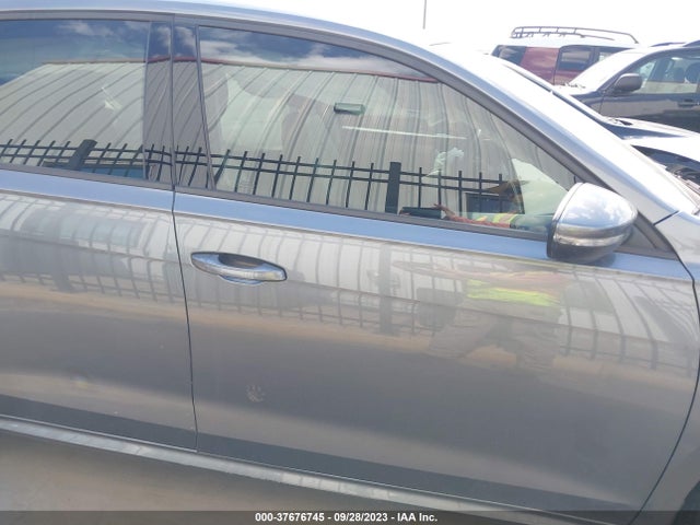 1VWAA7A37LC002735 Volkswagen Passat 2.0t S