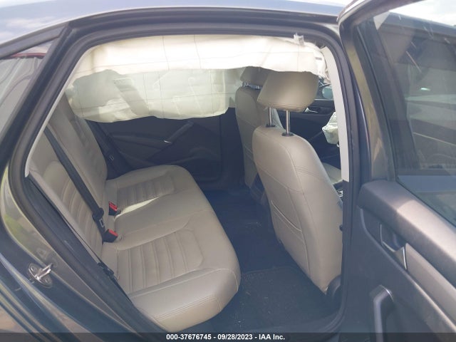 1VWAA7A37LC002735 Volkswagen Passat 2.0t S