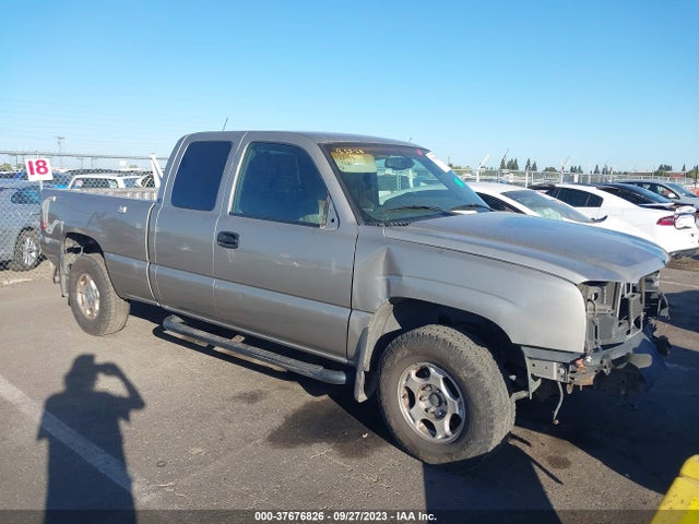 2003 CHEVROLET SILVERADO 1500 LS VIN: 2GCEK19T731147041