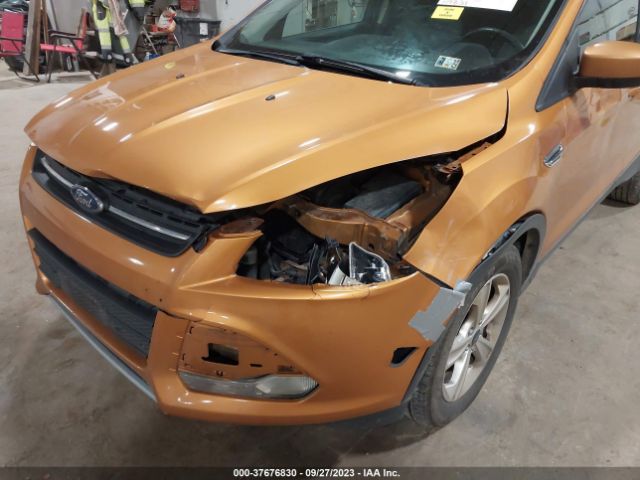 1FMCU9G93GUB55201 Ford ESCAPE SE