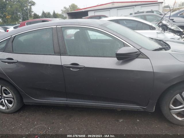 19XFC2F5XHE222323 Honda Civic Sedan Lx