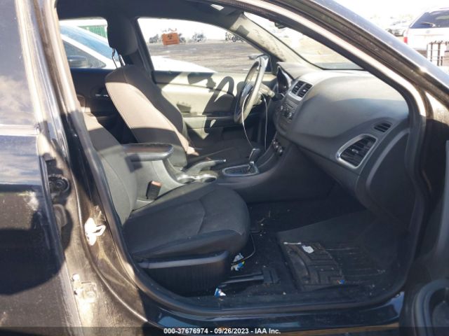 1C3CDZAG3EN156047 Dodge AVENGER SE