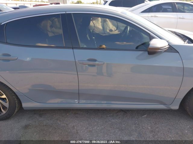 SHHFK7H2XHU209003 Honda Civic Hatchback Lx