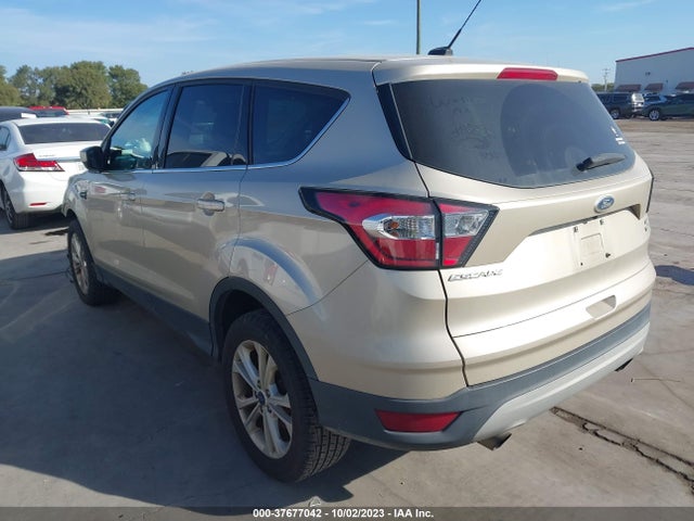 2017 FORD ESCAPE SE VIN: 1FMCU9GD7HUB88384