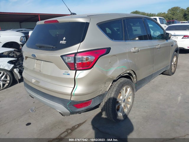 2017 FORD ESCAPE SE VIN: 1FMCU9GD7HUB88384