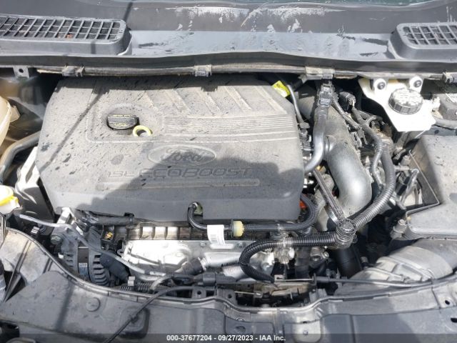 1FMCU0GD5JUD01024 Ford ESCAPE SE