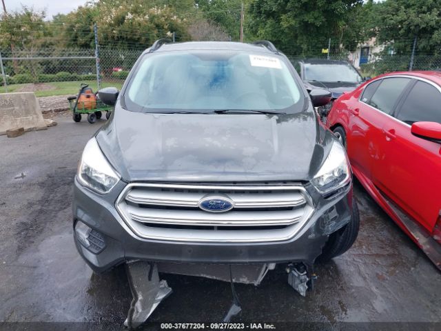 1FMCU0GD5JUD01024 Ford ESCAPE SE