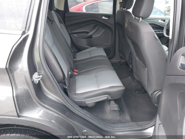 1FMCU0GD5JUD01024 Ford ESCAPE SE