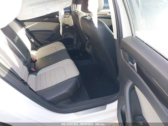 2014 VOLKSWAGEN PASSAT SPORT VIN: 1VWBT7A37EC090400