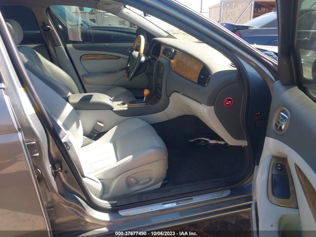 2003 JAGUAR S-TYPE SAJEA01T63FM93732 Photo 4