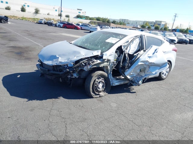 Hyundai ELANTRA SE 2016 5NPDH4AE9GH667075 Image 2