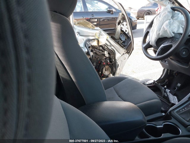 Hyundai ELANTRA SE 2016 5NPDH4AE9GH667075 Image 5