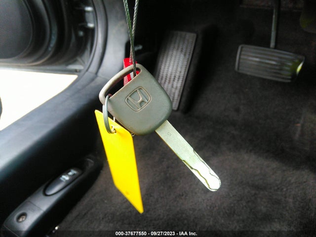 2011 HONDA ACCORD SDN LX VIN: 1HGCP2F32BA074976