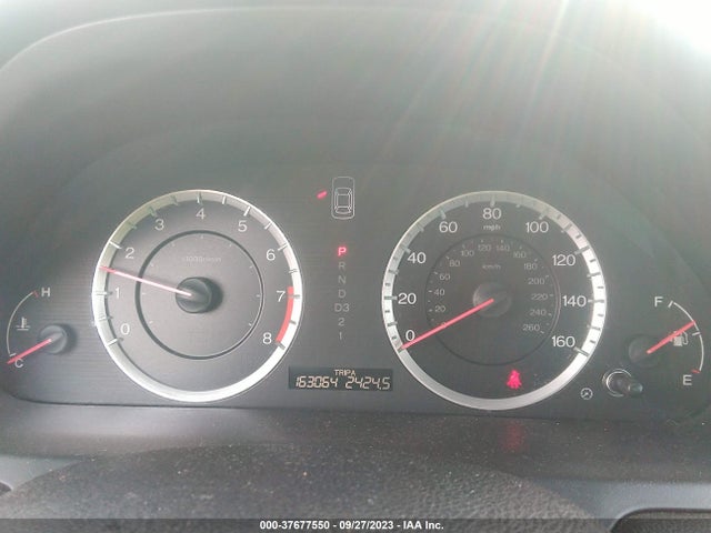 2011 HONDA ACCORD SDN LX VIN: 1HGCP2F32BA074976