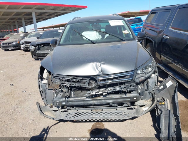 WVGTV7AX7HK030207 Volkswagen Tiguan Sport